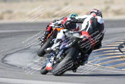 media/Dec-01-2025-Moto Forza (Mon) [[2daa91e15f]]/1-Advanced Group/Session 2 Turn 11 Backside/